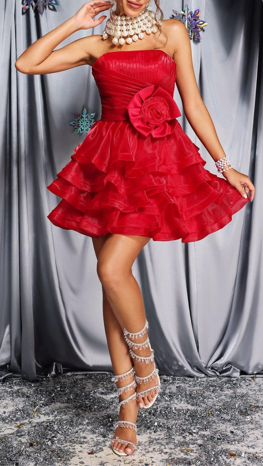 Rotes Minikleid mit Volant 