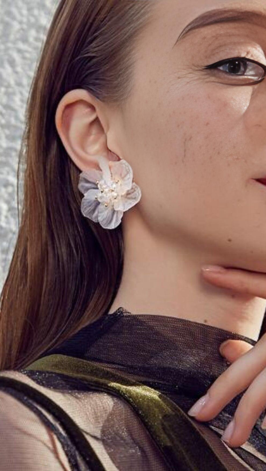FLOWER EARRING