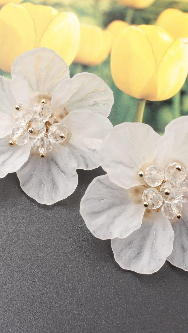 AIIZIE FLOWER EARRING - product image