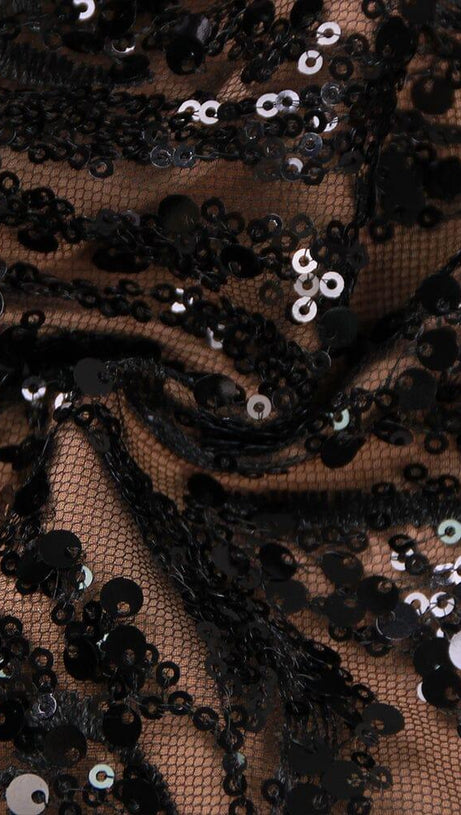 TUTA NERA SEXY CON PIUME E PAILLETTES SULLA SCHIENA