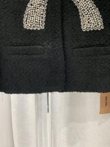 BLACK SMALL FRAGRANT STYLE BOW BEADED SHORT WOOLEN JACKET