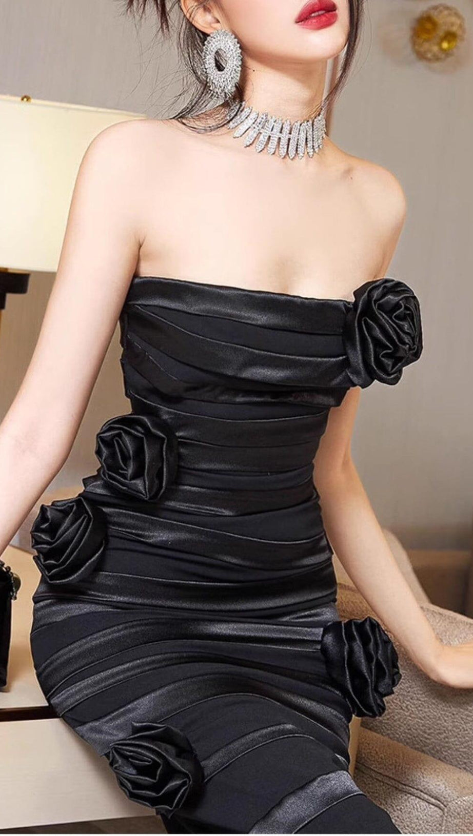 BLACK STRAPLESS FLOWER EMBELLISHED MAXI DRESS