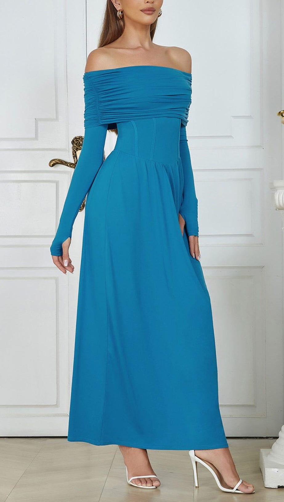 BLUE STRAPLESS LONG SLEEVE MAXI DRESS