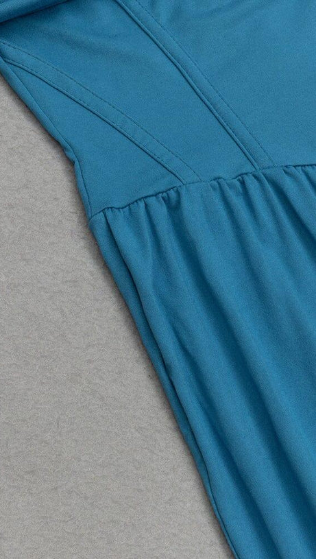 BLUE STRAPLESS LONG SLEEVE MAXI DRESS
