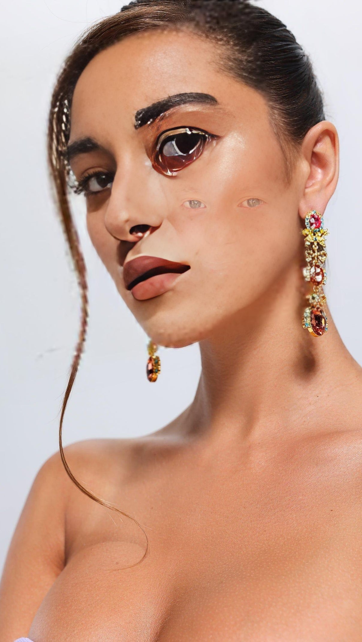 AIIZIE BOW RHINESTONE EARRINGS - product image