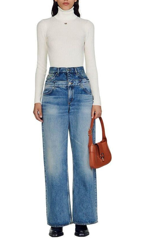 CABLE KNIT TURTLENECK SWEATER