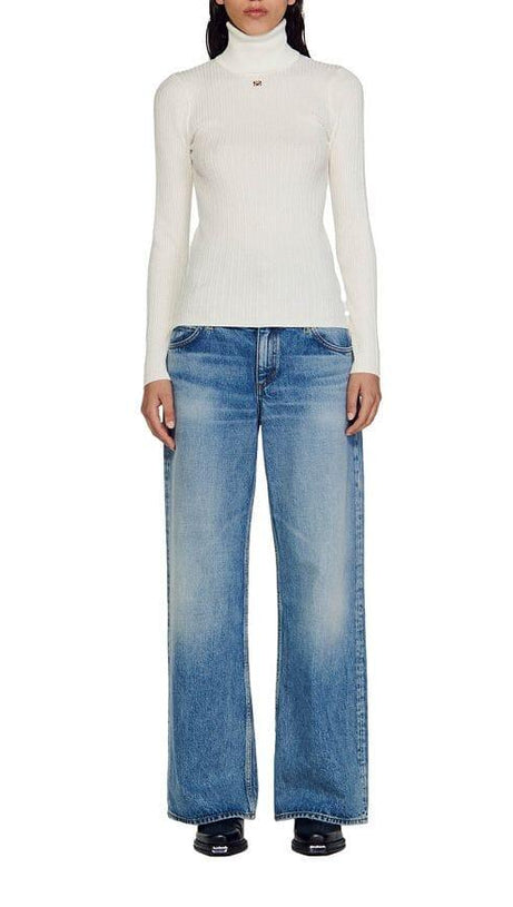 CABLE KNIT TURTLENECK SWEATER