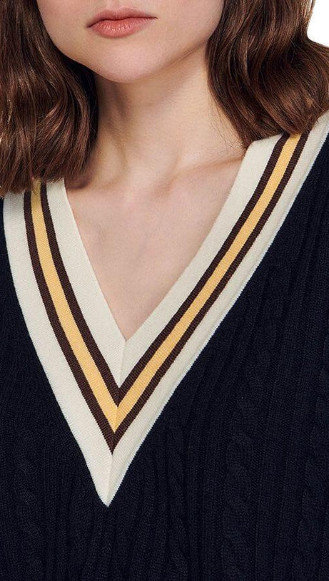 CONTRAST STRIPE CABLE KNIT SWEATER