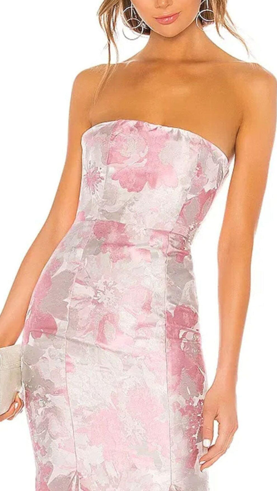 ABITO LUNGO SENZA SPALLINE A FIORI IN ROSA