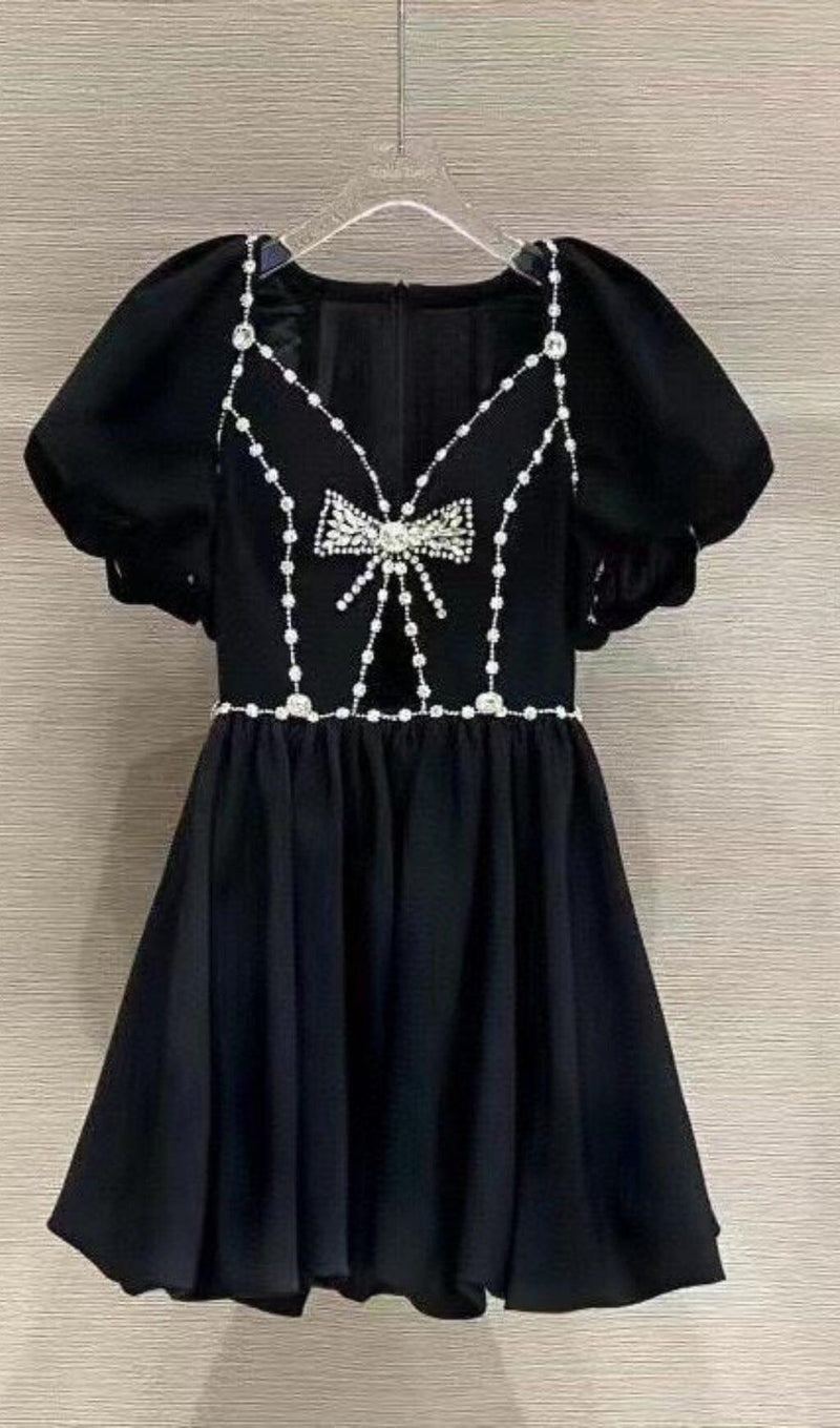 Black Diamond Chain Bow Pleated Puffy Dress