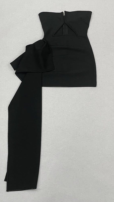 Schwarzes, einzeiliges, tief ausgeschnittenes, sexy, ärmelloses, rückenfreies Kleid