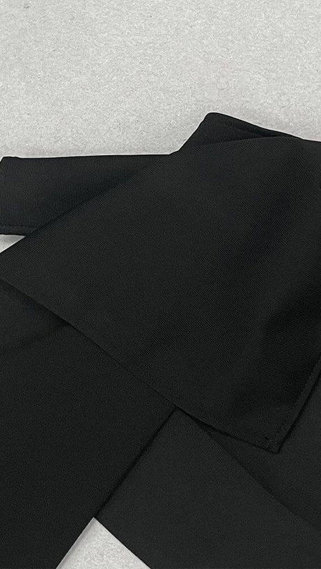 Schwarzes, einzeiliges, tief ausgeschnittenes, sexy, ärmelloses, rückenfreies Kleid