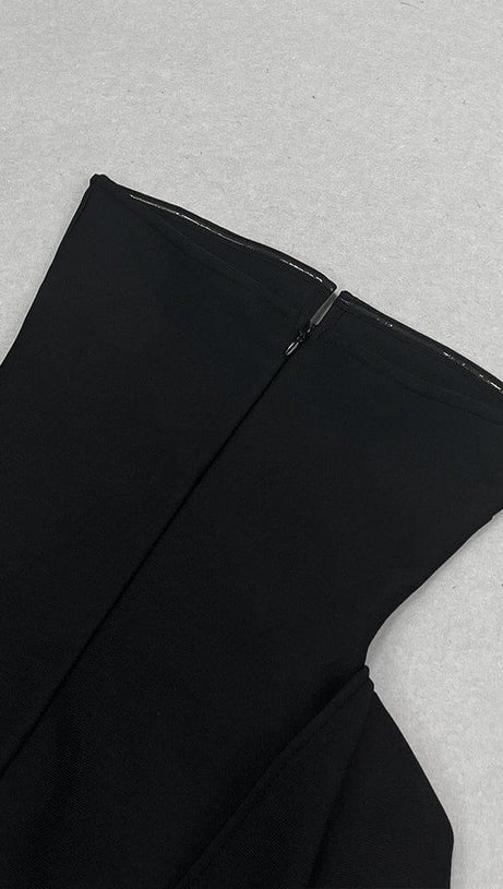 Schwarzes, einzeiliges, tief ausgeschnittenes, sexy, ärmelloses, rückenfreies Kleid