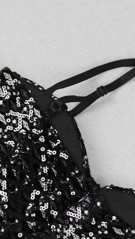 BLACK SEQUIN SUSPENDER STRAPLESS STRAPLESS SLIM FIT JUMPSUIT