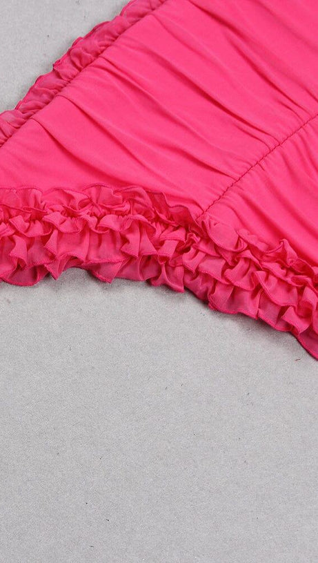 ABITO ROSA CON SPALLE SCOPERTE E BALZE