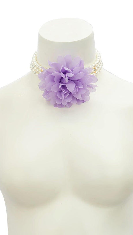 COLLANA CON FIORI DECORATI CON PERLE VIOLA 