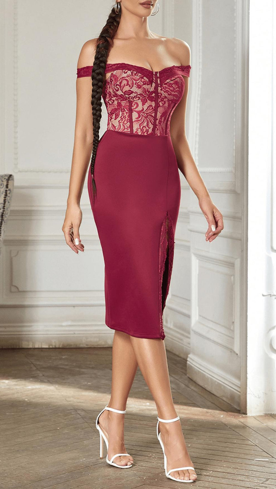 ABITO MIDI BUSTIER IN PIZZO CON SPALLE SCOPERTE ROSSO 