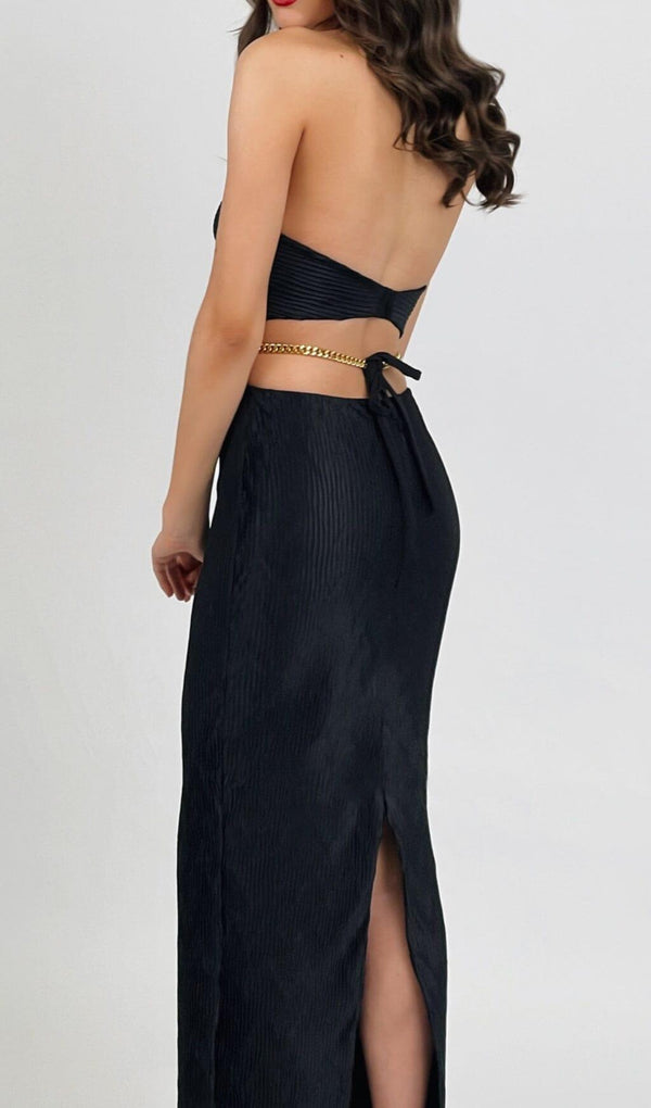 HALTER CHAIN MAXI DRESS IN BLACK