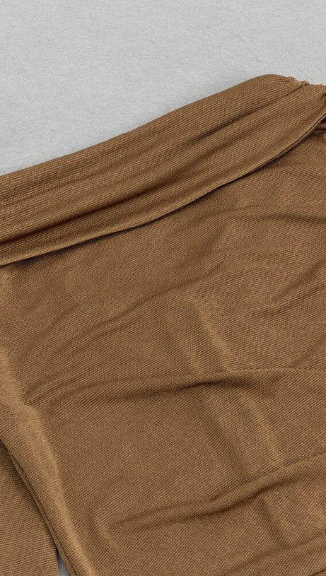BROWN PLEATED LONG-SLEEVE SLIT MAXI DRESS