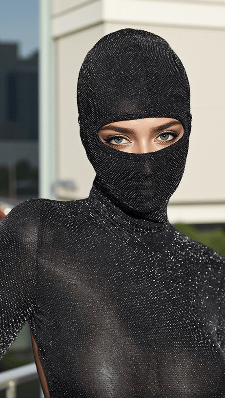 Rin Glitzer-Overall mit Kappe