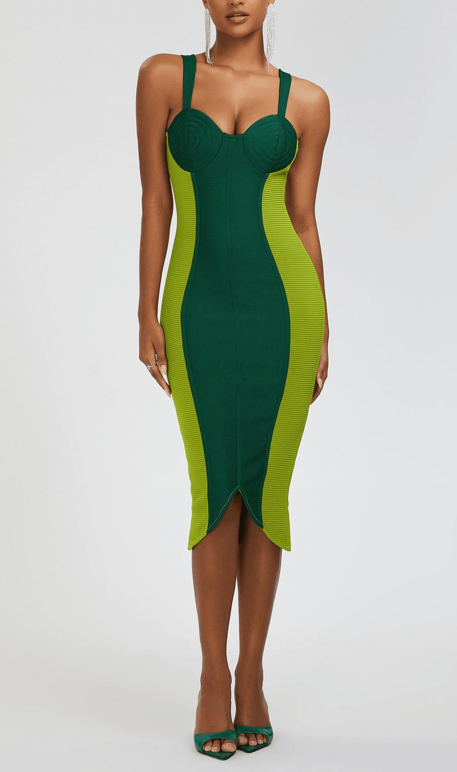 ABITO MIDI CON SOTTOVESTE VERDE 
