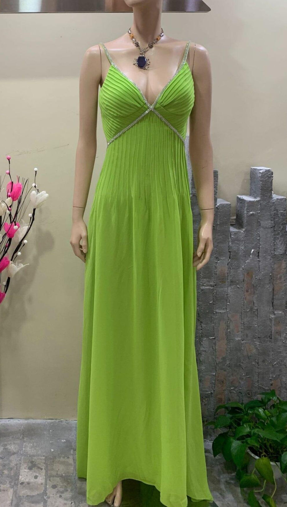 GREEN PLEATED SLIT MAXI DRESS