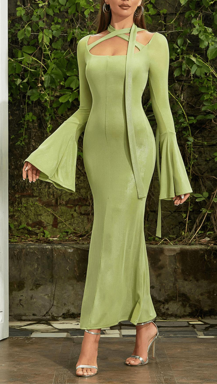 GREEN TRUMPET SLEEVE BODYCON MAXI DRESS