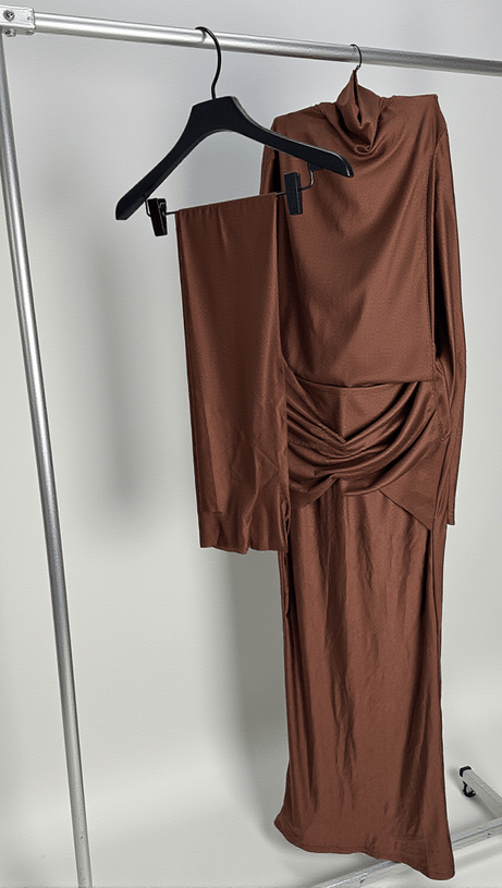 ABITO LUNGO A MANICHE LUNGHE RUMAYSA