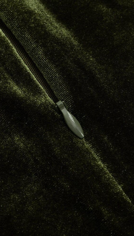 HIGH COLLAR PLEATED MAXI DRESS