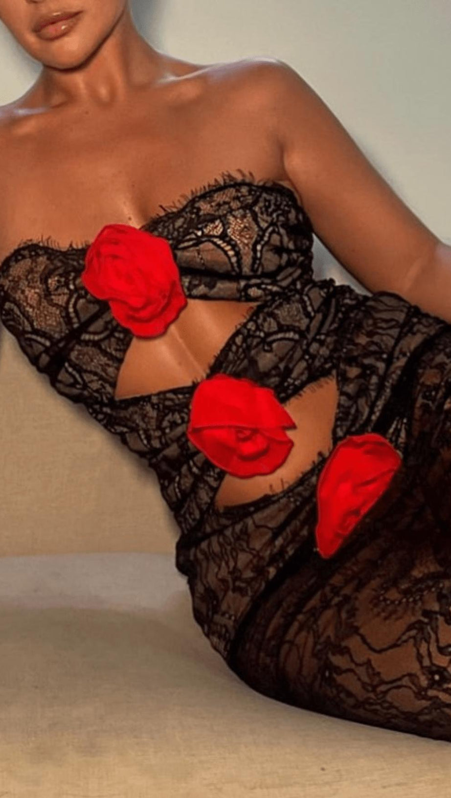 LACE SHEER FLOWER APPLIQUE CUT-OUT MAXI DRESS