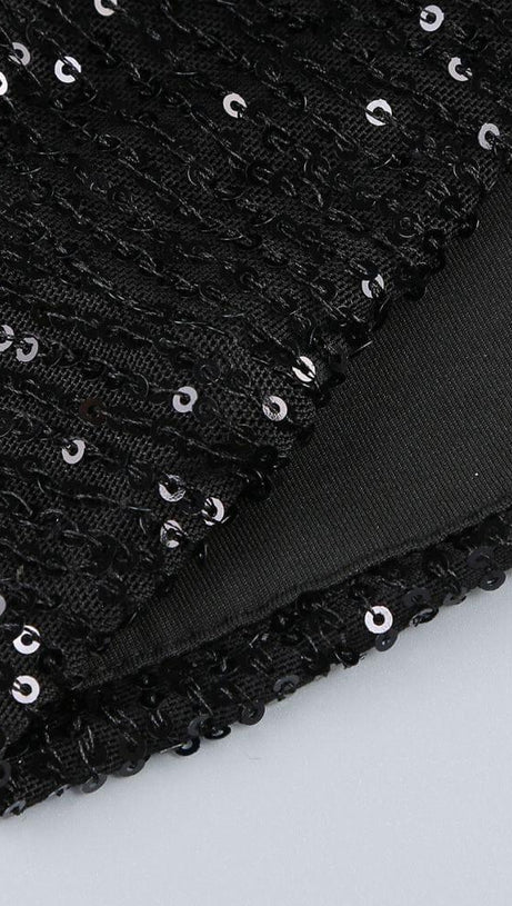 MINI ABITO NERO SENZA SPALLINE CON FIOCCO 