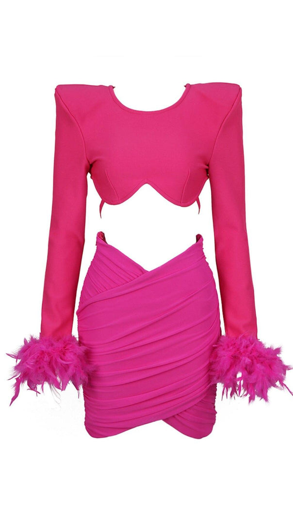 AIIZIE SHOULEDR PAD WAIST BARING FEATHER BLOUSE PLEATED DRESS IN PINK - product image