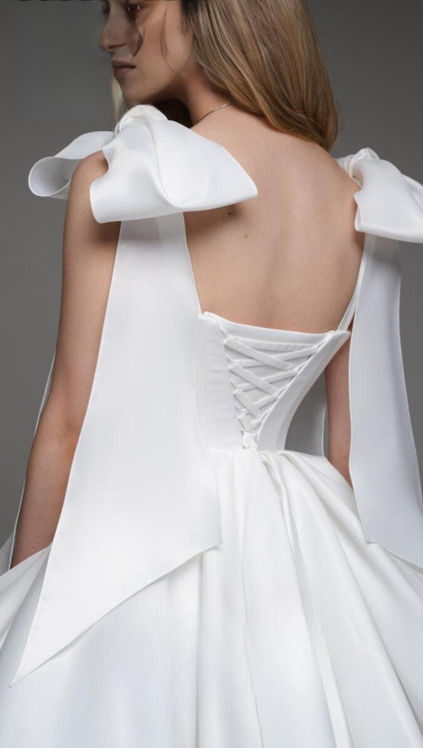 AIIZIE WHITE BOW PUFFY MINI DRESS - product image