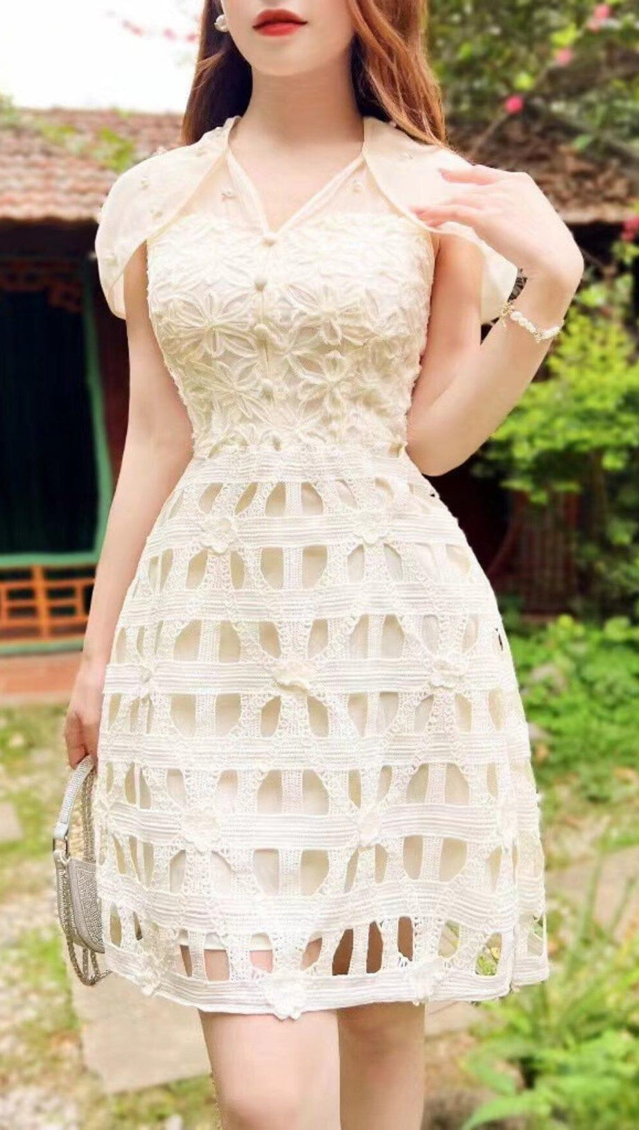 WHITE SHAWL-DESIGN LACE MINI DRESS