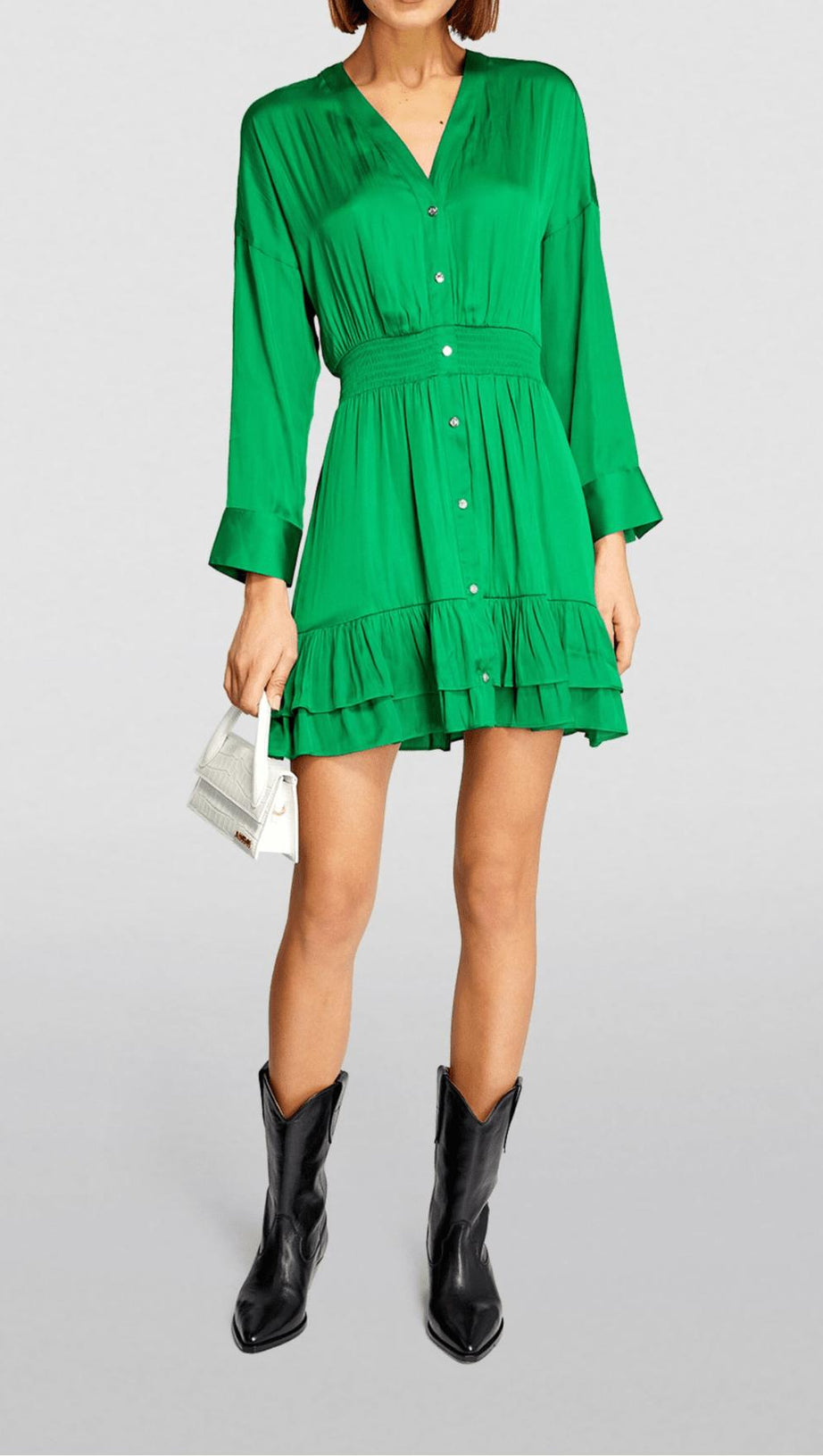 GRÜNES SATIN-MINIKLEID MIT V-AUSSCHNITT 
