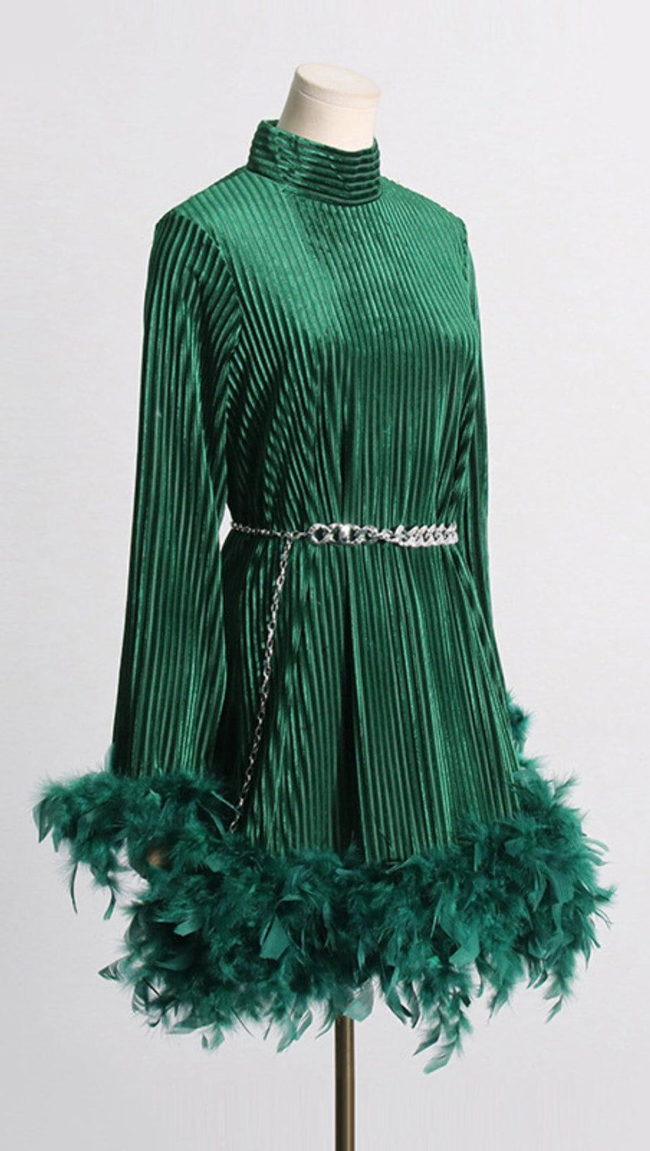 LONG SLEEVE FEATHER VELVET DRESS WITH BELT