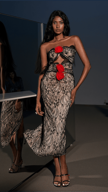 Abito in pizzo con patchwork di fiori Phoenix