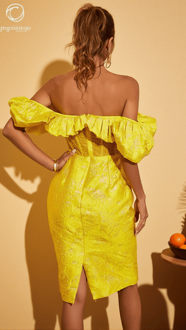 AIIZIE GISELLE JACQUARD OFF SHOULDER MIDI DRESS IN YELLOW - product image