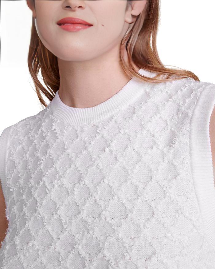 AIIZIE SLEEVELESS SWEATER - product image