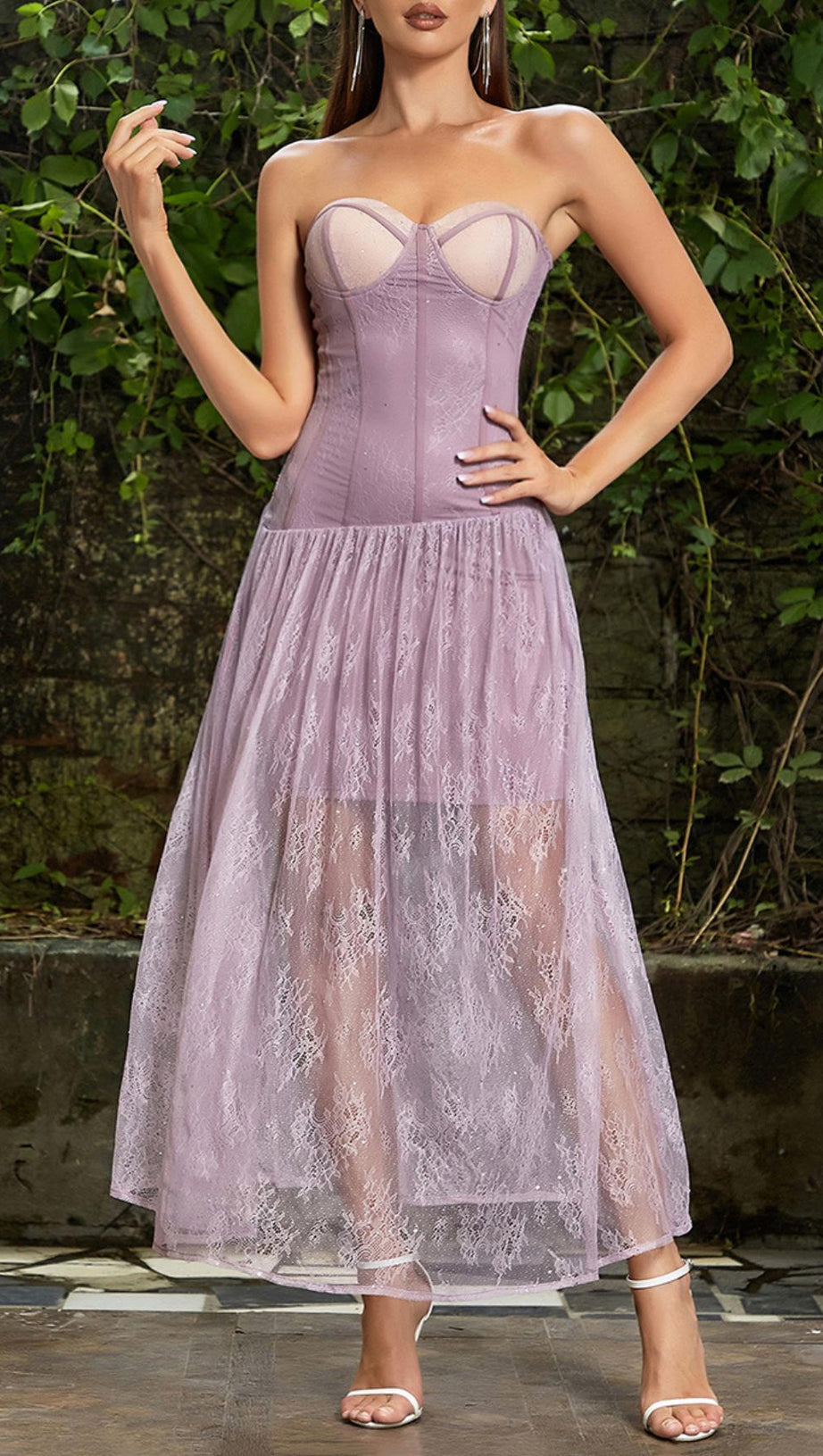 STRAPLESS CORSET LACE MAXI DRESS