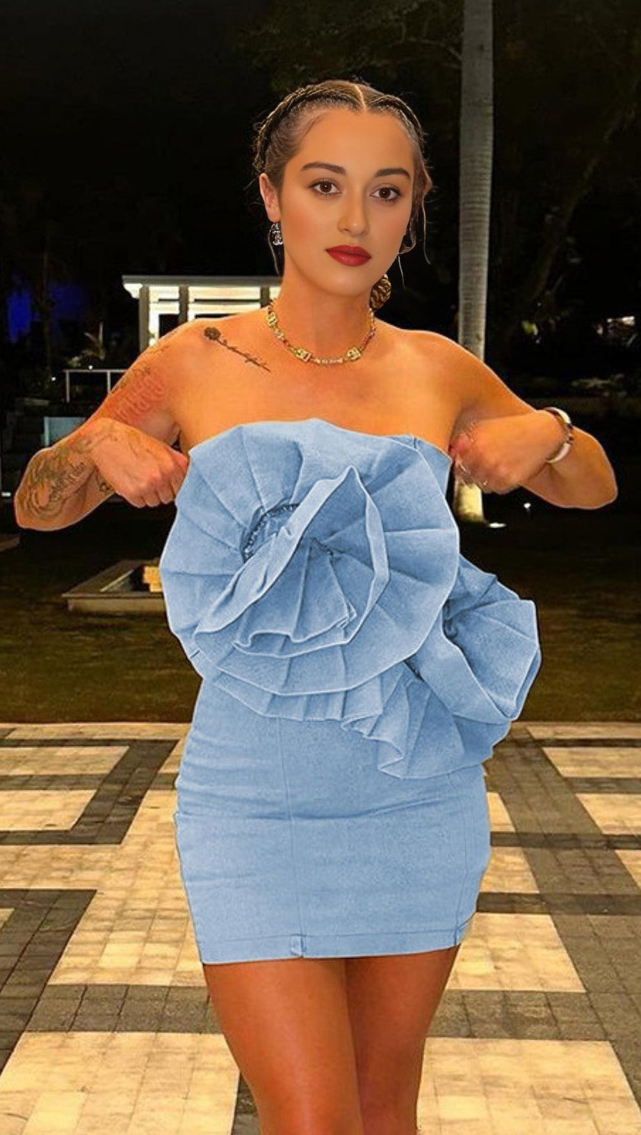 STRAPLESS FLOWER DENIM DRESS