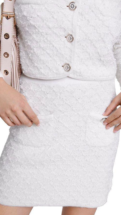 TEXTURED KNITTED MINI SKIRT