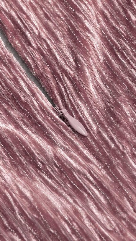 PUFF LONG SLEEVE VELVET MIDI DRESS IN PINK