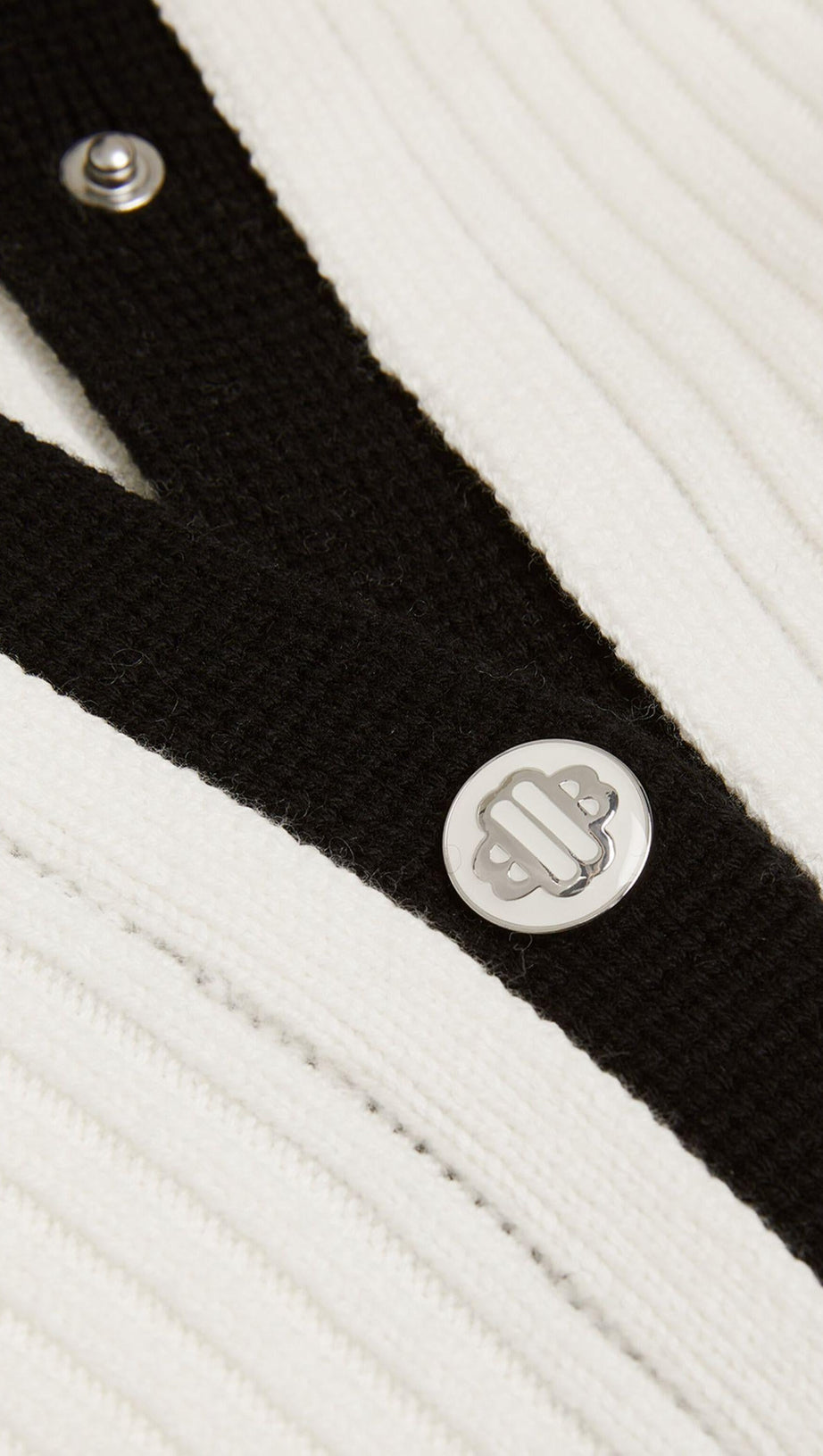 RIBBED CHAIN-DETAIL CARDIGAN