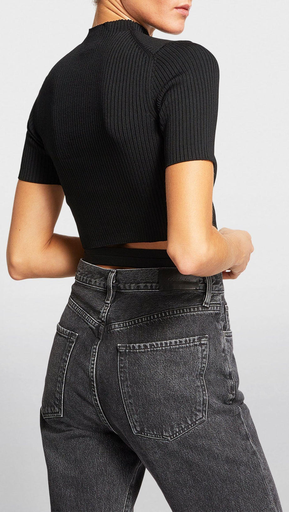 RIBBED CROP TOP