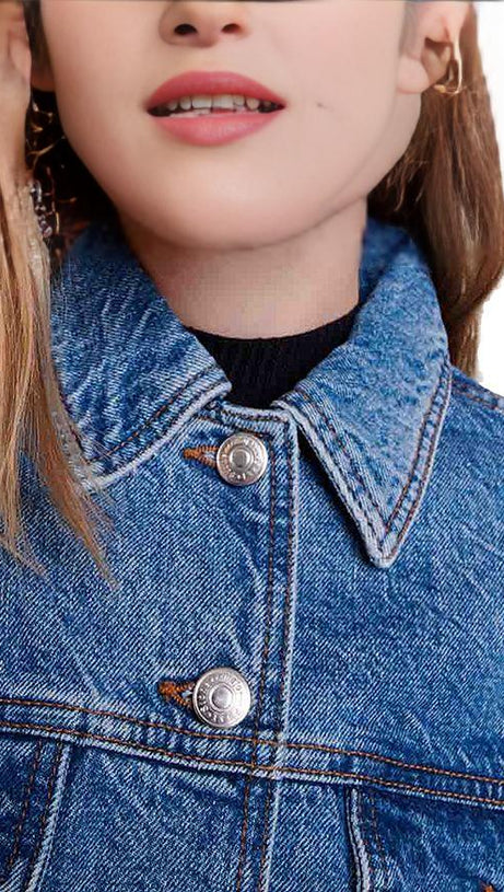 Jeansjacke aus Baumwollmischung mit Schnürdetails 