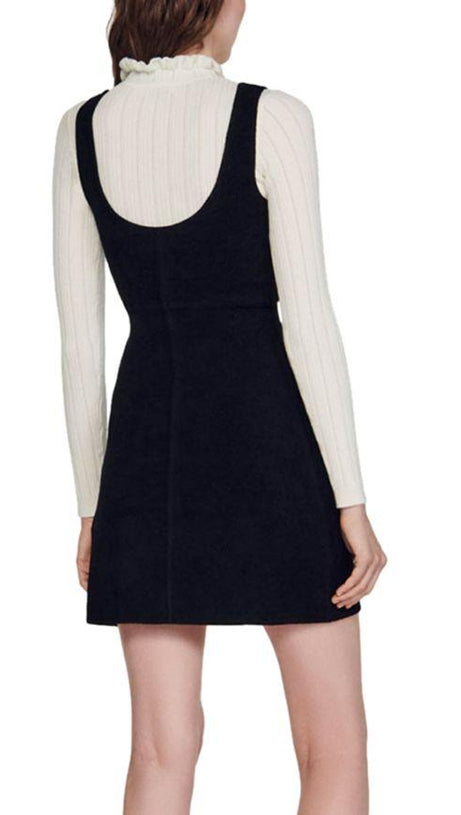 Latzkleid im Lagenlook 