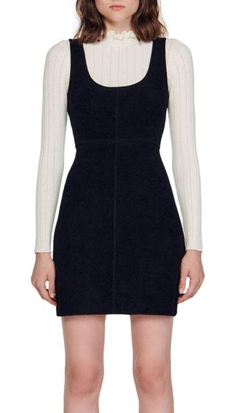 Latzkleid im Lagenlook 