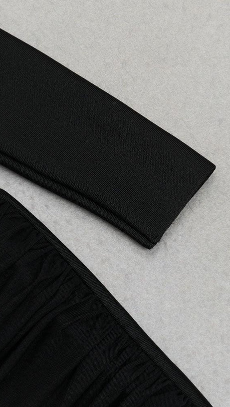 ABITO MIDI A MANICHE LUNGHE CON SPACCO ALTO E FASCIA 