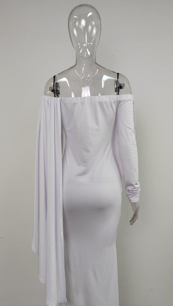 DRAPIERTES MAXIKLEID MIT OFFENEN SCHULTERN